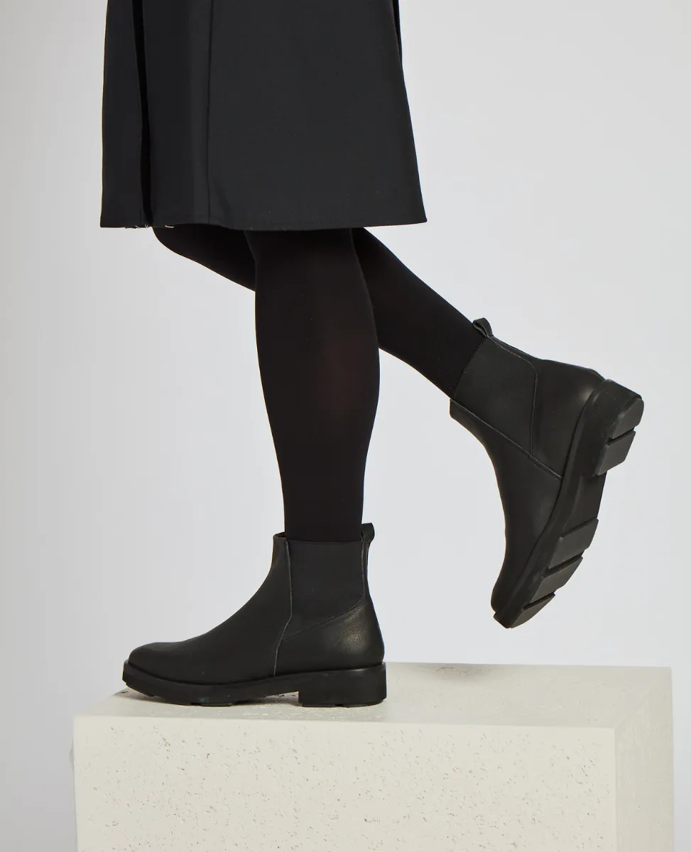 Leggera Boot
