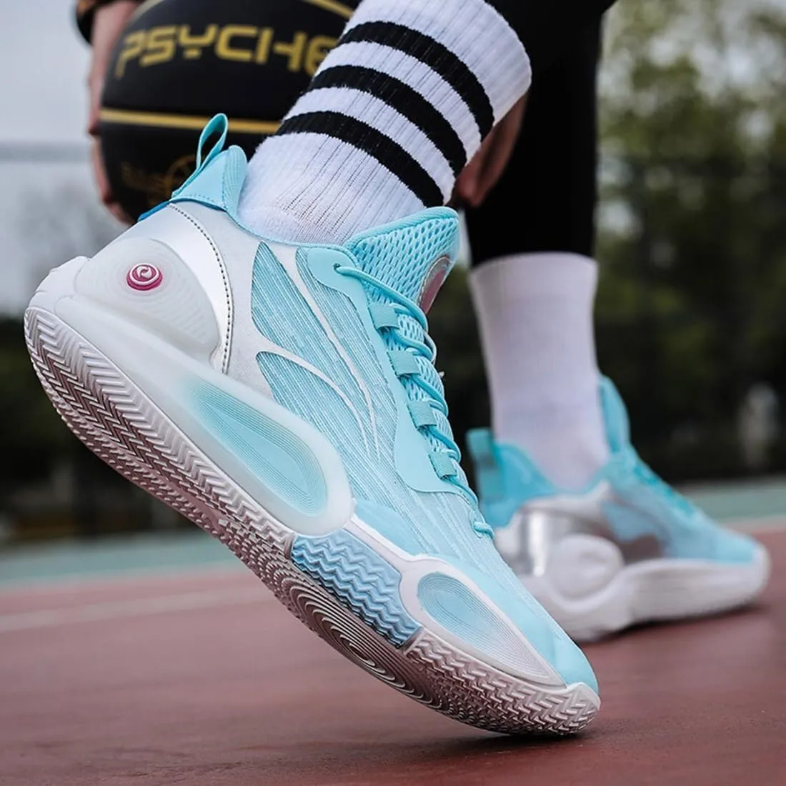 Men's Basketball Shoes are Breathable Anti Slip Wear-Resistant Shock-Absorbing Sports Training Boots