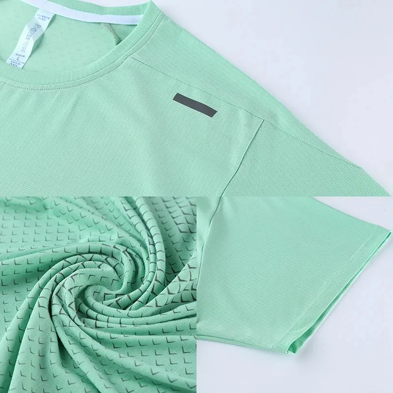 Men's Quick Dry Running T-shirt - Breathable Sportswear