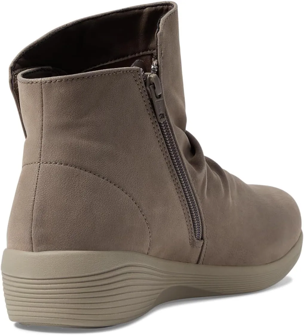 Skechers Women's Arya Fresher Trick