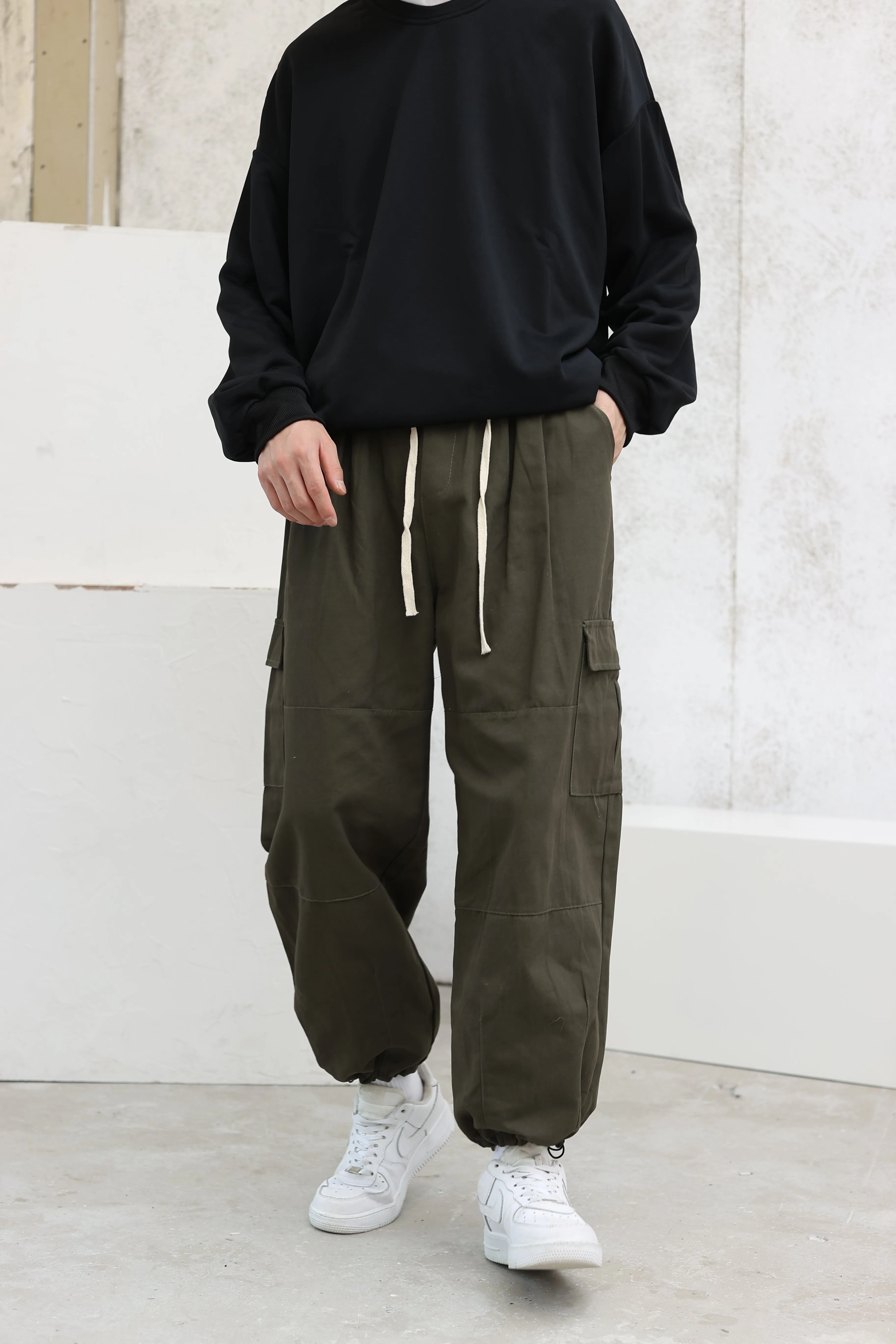 Wide Leg Cargo Pants