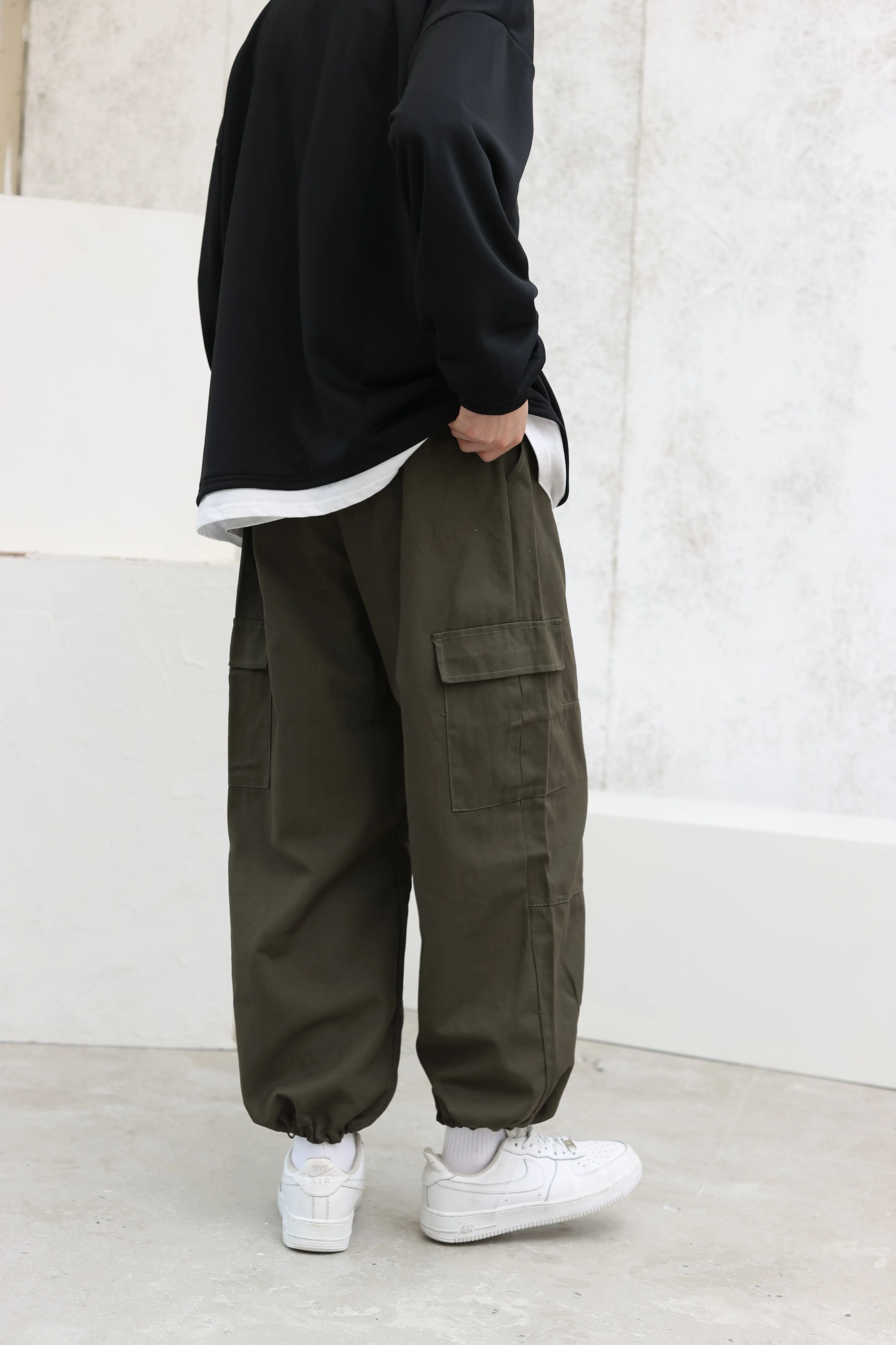 Wide Leg Cargo Pants