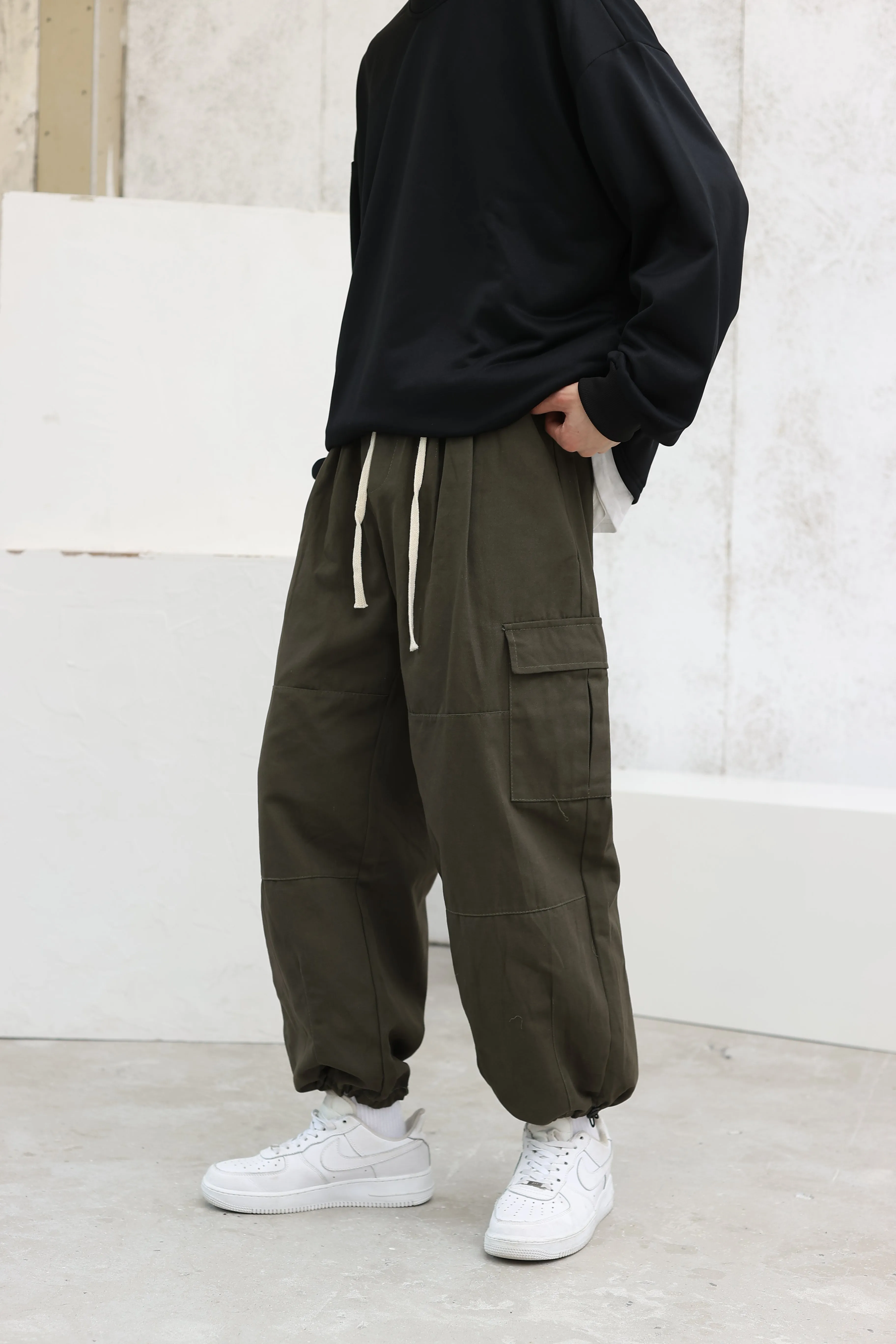 Wide Leg Cargo Pants