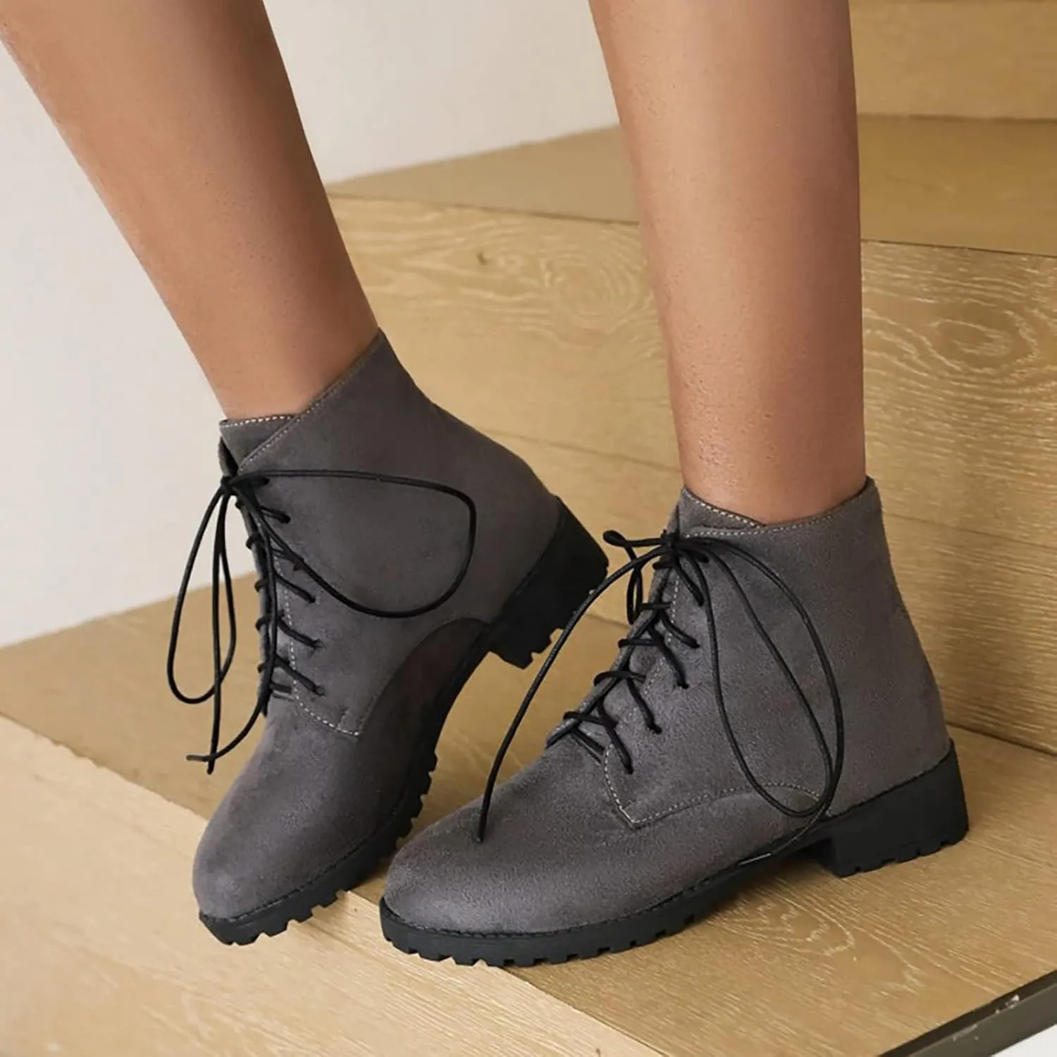 Work Boots for Women Ankle Warm Booties for Women Cute Womens Boots Non Slip Work Shoes Women Cover Heel Round Toe Lug Sole Low Heel Chelsea Fashion